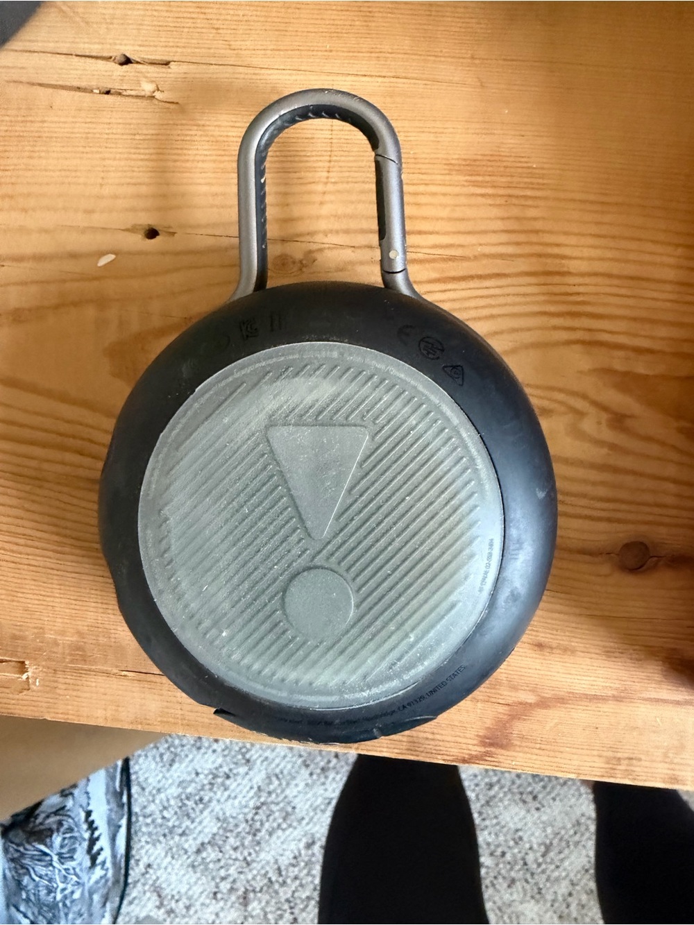 JBL Clip3 Bluetooth Speaker - Dark Gray - Picture 3 of 7